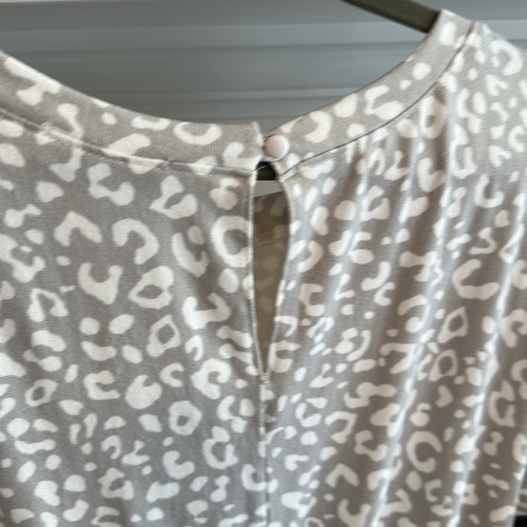 Shorts Romper Women’s large, grey and white drawstring - Picture 5 of 7